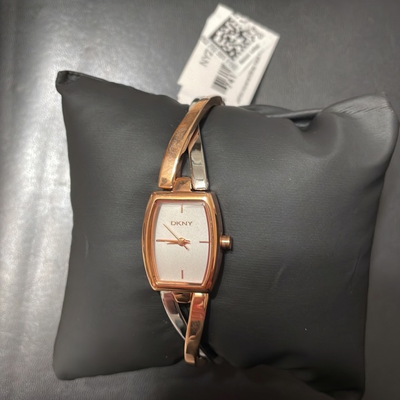 DKNY woman watch - Picture 4 of 7